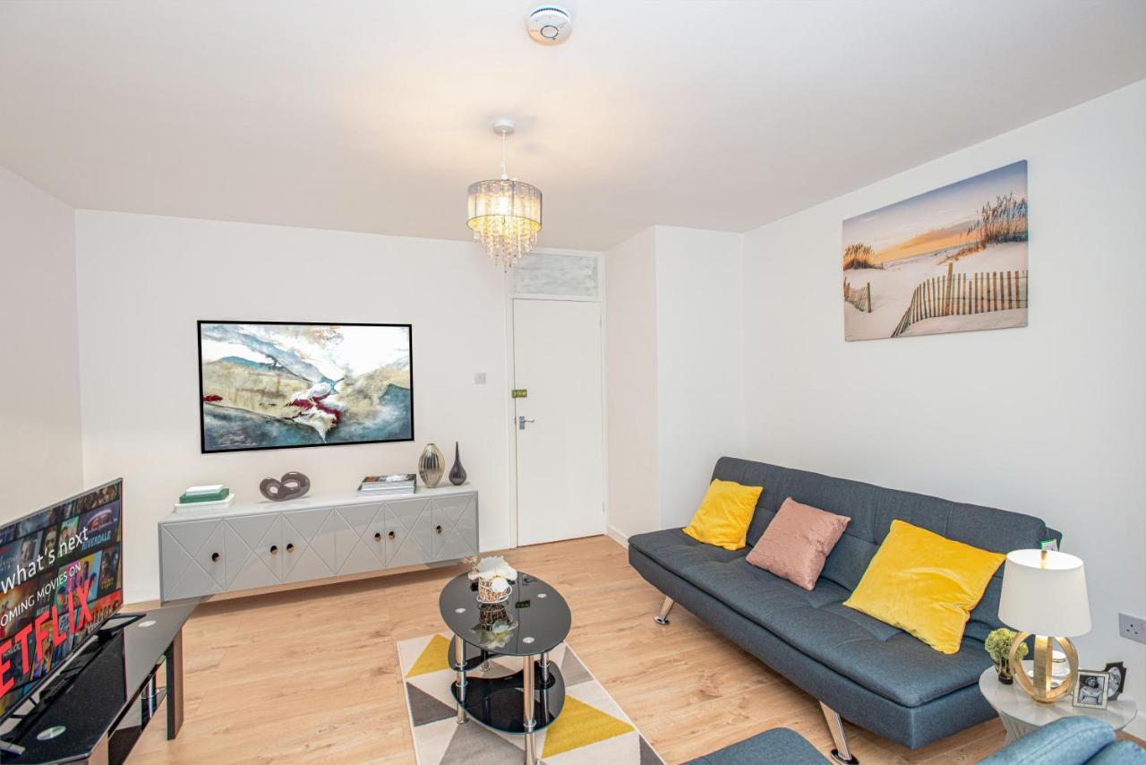 Stunning Four Bedroom House Close To Excel, O2 & Central London With Free Parking Экстерьер фото